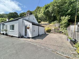 Photo 23- click for photo gallery